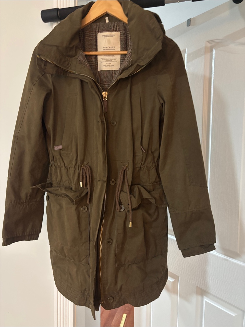 Zara Trafaluc Women’s Olive Green Hooded Parka Jacket - Casual Utility Coat